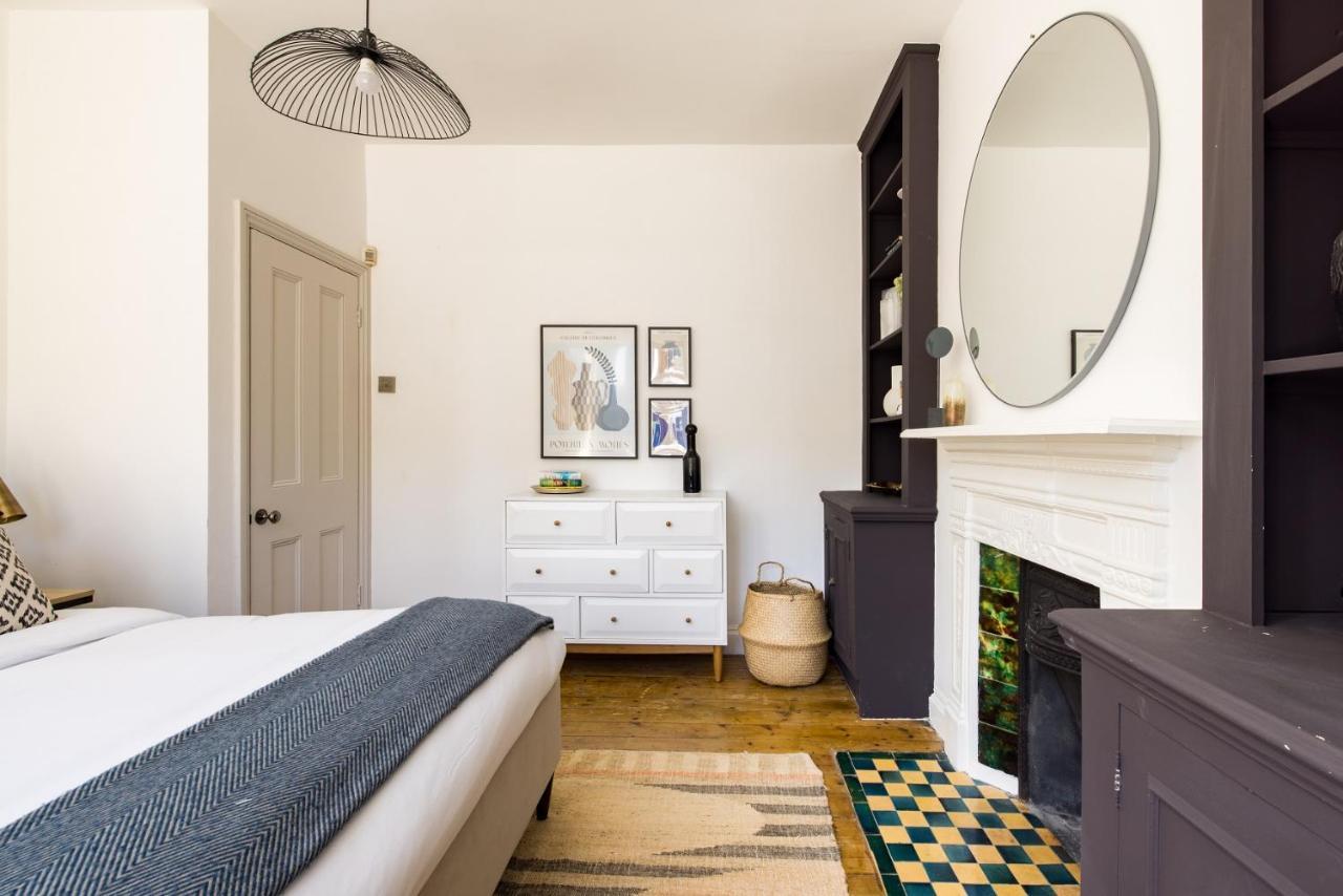 Appartamento The Fulham Bolthole - Beckoning 2Bdr Flat With Garden Londra Esterno foto